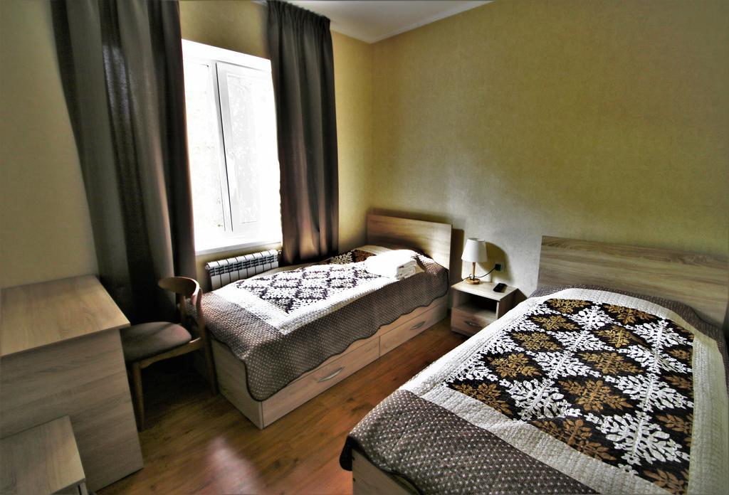 Tiny Hotel Bishkek Exterior photo
